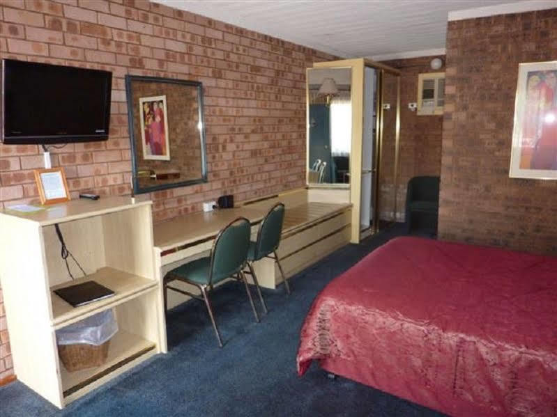 Countryman Motor Inn Dubbo Exterior foto